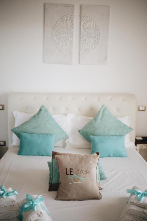 Le Home Rooms Лечче Екстер'єр фото